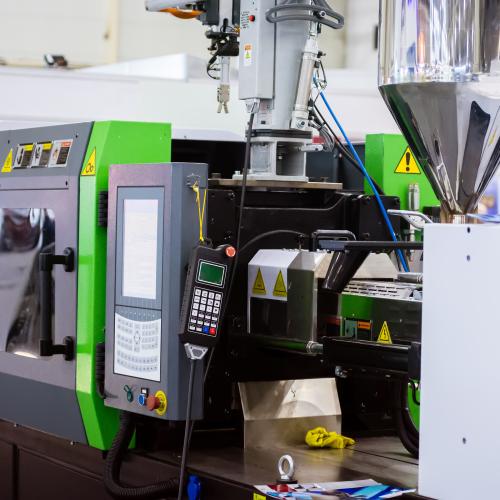 PLASTIC IONJECTION MOLDING